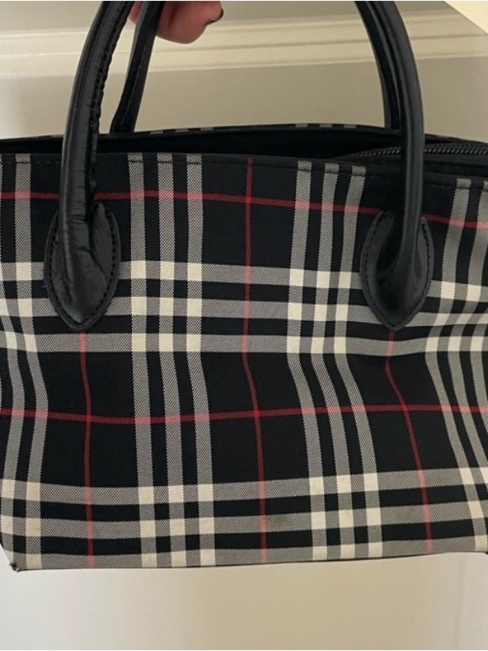 Vintage rare Burberry Black Plaid Top-Handle Tote with Red Accents - Picture 5 of 7